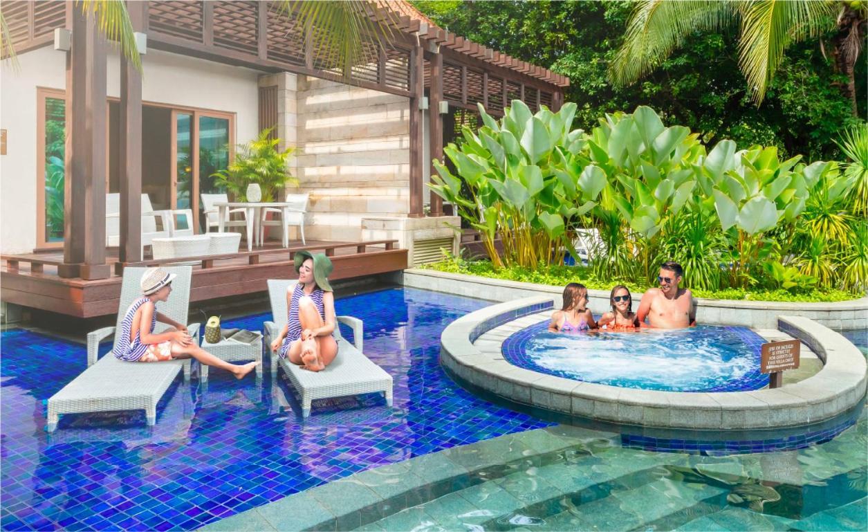 Resor World Sentosa - Equarius Singapore